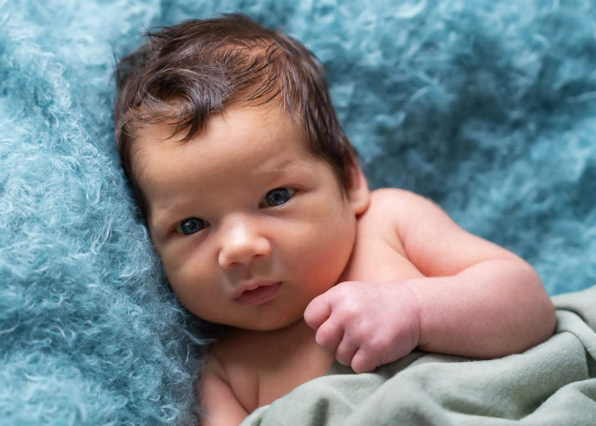 ഞങ്ങളുടെ ചെറിയ ജീവിതം സന്തോഷകരമാകാൻ ഒരു കുഞ്ഞുകൂടെ